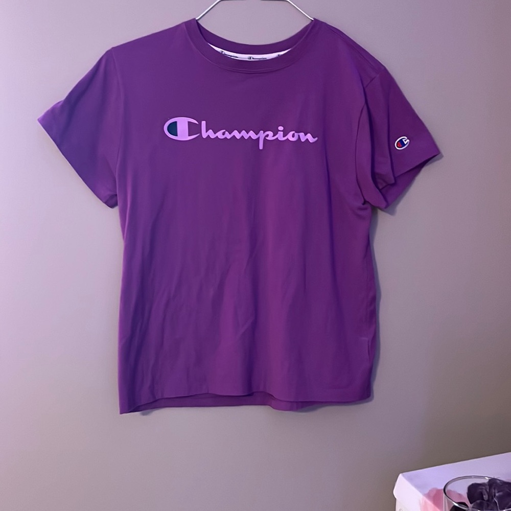 Champion purple size M shirt